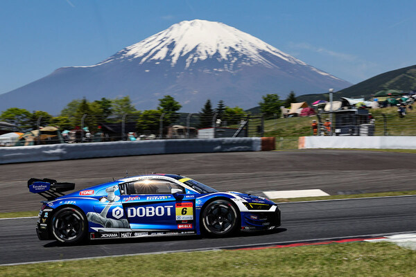 a team sponsored by dobot achieves a 3rd place finish in super gt racing cobots accelerate the development of japan's automotive industry