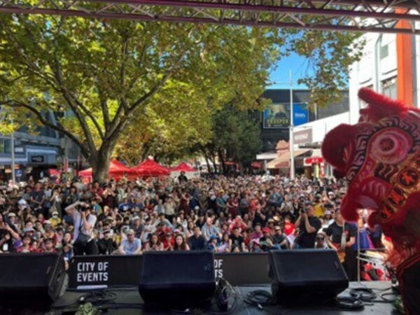 Record Hits: Chinese Lunar New Year Celebration in Melbourne’s Chinatown