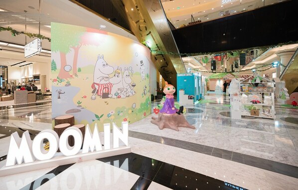 Limited time Moomin souvenir shop offers an attractive selection of Moomin merchandise including Macau-limited items.