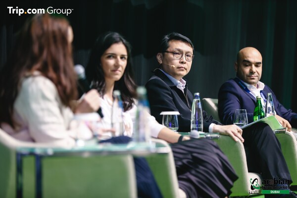 Boon Sian Chai speaking at a panel on multigenerational travel at ATM.
