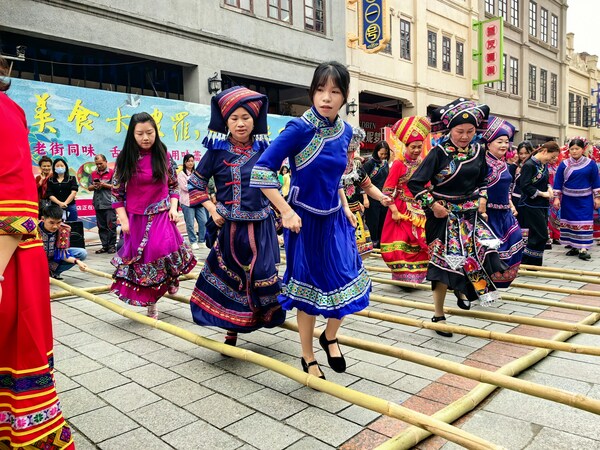 Xinhua Silk Road: South China Guangxi’s Baise celebrates traditional Sanyuesan ethnic festival with various joyful activities
