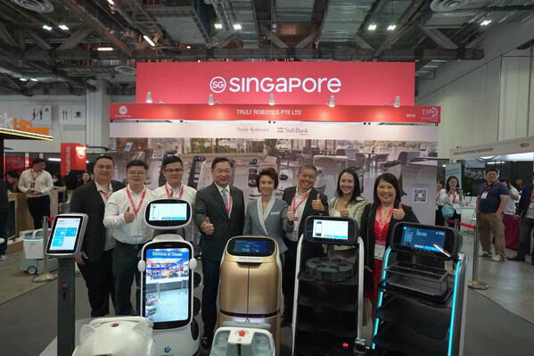 KEENON Robotics and Truly Robotics Showcase Excites at Restaurant Asia 2024